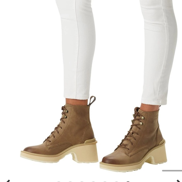 - Sorel Waterproof boots - Picture 6 of 7